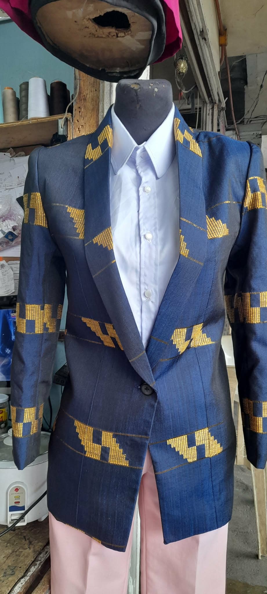 A custom-tailored men's suit