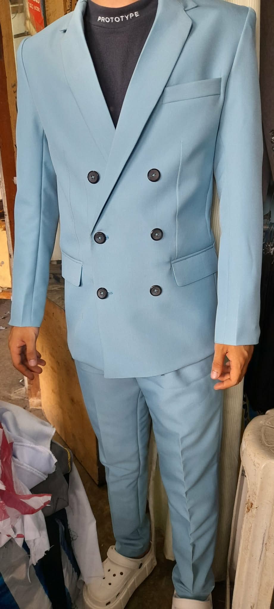 A custom-tailored men's suit